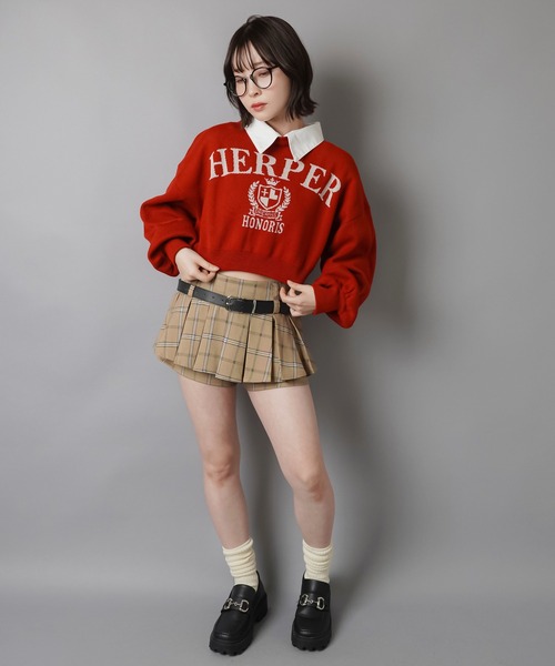SPINNS(スピンズ)の「きちんと可愛いを更新★2WAY襟付きショート丈カレッジニット(ニット/セーター・レディース・レッド/ネイビー/グレー/ホワイト・ONESIZE)」の12枚目の写真