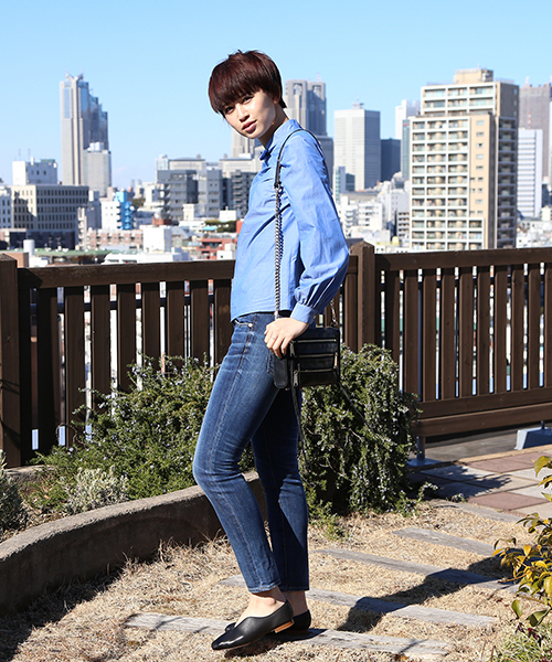 Ray BEAMS（レイビームス）の「Ray BEAMS / シャンブレー リボンカラー ブラウス（シャツ/ブラウス・レディース・ホワイト/ブルー系その他・0/1）」の18枚目の写真