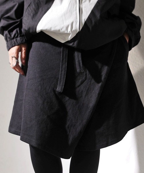 antiqua(アンティカ)の「REC SHORTS レックショーツ(その他パンツ・レディース・オリーブ/ブラック・L/M)」の2枚目の写真