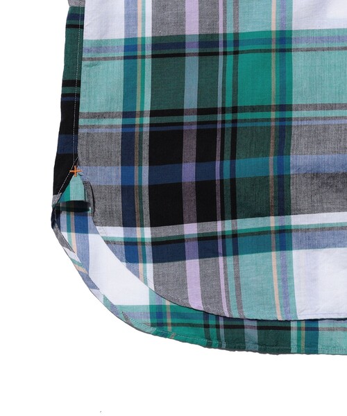BEAMS PLUS(ビームスプラス)の「B.D. Pullover Classic-fit Madras(シャツ/ブラウス・メンズ・ブルー/グリーン/ブラウン・MEDIUM/LARGE/X-LARGE/SMALL)」の18枚目の写真