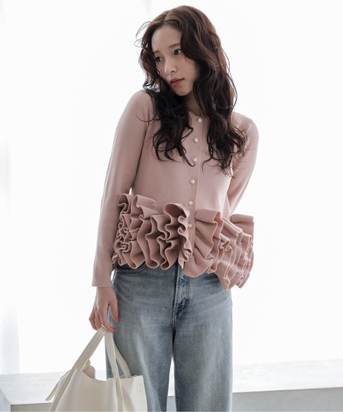 AMELY(エミリー)の「ボリュームフリル ニットカーディガン(カーディガン/ボレロ・レディース・ブラック/ピンク/ホワイト・フリー)」の6枚目の写真