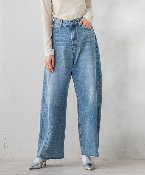 Droite lautreamont（ドロワットロートレアモン）の「カーブデニムパンツ≪洗濯機で洗える≫（デニムパンツ・レディース・ピンク/ブルー・S/M）」の4枚目の写真