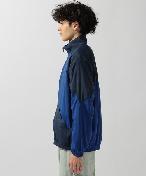 NEW BALANCE(ニューバランス)の「【New Balance(ニューバランス)】スポーツレガシージャケット(ナイロンジャケット・メンズ・ネイビー/グレー・LARGE)」の17枚目の写真