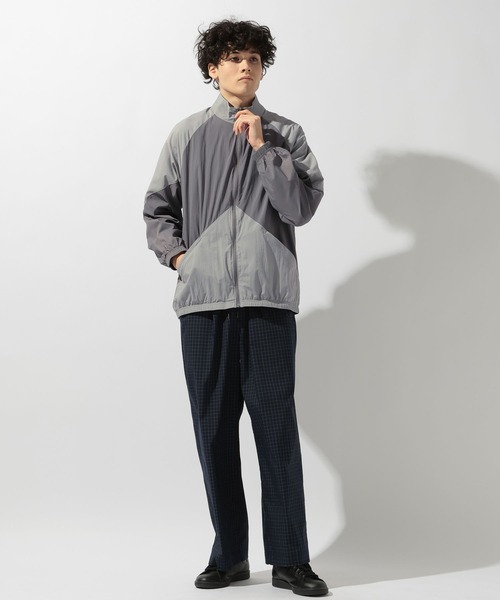 NEW BALANCE(ニューバランス)の「【New Balance(ニューバランス)】スポーツレガシージャケット(ナイロンジャケット・メンズ・ネイビー/グレー・LARGE)」の10枚目の写真