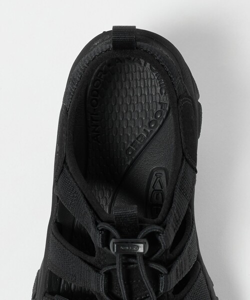 KEEN(キーン)の「【WEB限定】<KEEN>ニューポート エイチツー サンダル(サンダル・レディース・ブラック・23cm/24cm/23.5cm/24.5cm)」の10枚目の写真