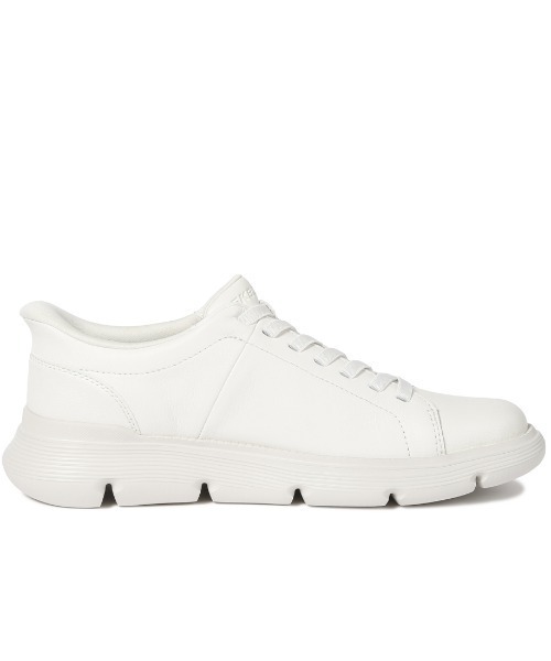 SKECHERS(スケッチャーズ)の「スケッチャーズ GARZA - ENTICER(スニーカー・メンズ・ホワイト・25.0cm/25.5cm/26.0cm/26.5cm/27.0cm/27.5cm/28.0cm)」の2枚目の写真