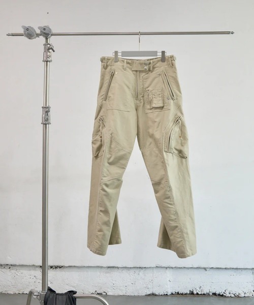 【極美品】NVRFRGT 3D TWISTED CARGO PANTS ベージュ 3D TWISTED PARACHUTE CARGO PANTS（テーラードジャケット）｜NVRFRGT