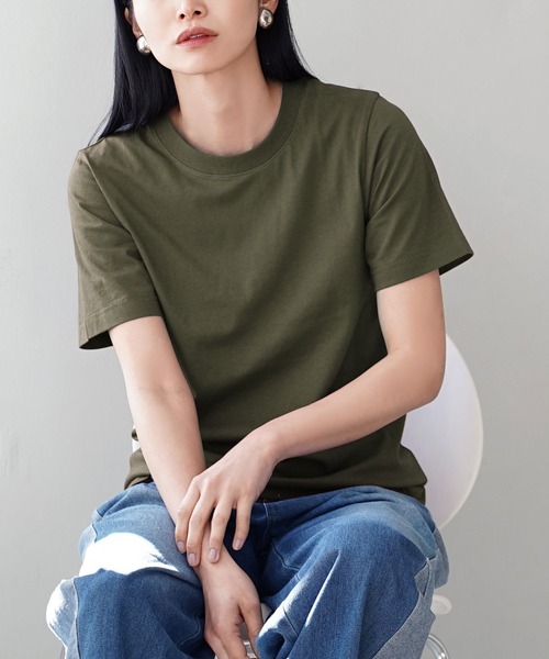 zootie(ズーティー)の「5サイズから選べる プチプラ ベーシック Tシャツ(Tシャツ/カットソー・レディース・ライトグレー/ライトブルー/ベージュ/パープル/ブラック/ネイビー/オフホワイト/カーキ/ピンク/イエロー/マジェンタ/モカ/ラベンダー/杢グレー/ブルーグリーン/チャコール・3L/S/M/L/LL)」の9枚目の写真