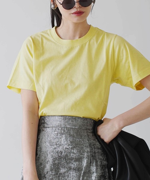 zootie(ズーティー)の「5サイズから選べる プチプラ ベーシック Tシャツ(Tシャツ/カットソー・レディース・ライトグレー/ライトブルー/ベージュ/パープル/ブラック/ネイビー/オフホワイト/カーキ/ピンク/イエロー/マジェンタ/モカ/ラベンダー/杢グレー/ブルーグリーン/チャコール・3L/S/M/L/LL)」の15枚目の写真