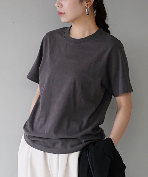 zootie(ズーティー)の「5サイズから選べる プチプラ ベーシック Tシャツ(Tシャツ/カットソー・レディース・ライトグレー/ライトブルー/ベージュ/パープル/ブラック/ネイビー/オフホワイト/カーキ/ピンク/イエロー/マジェンタ/モカ/ラベンダー/杢グレー/ブルーグリーン/チャコール・3L/S/M/L/LL)」の6枚目の写真