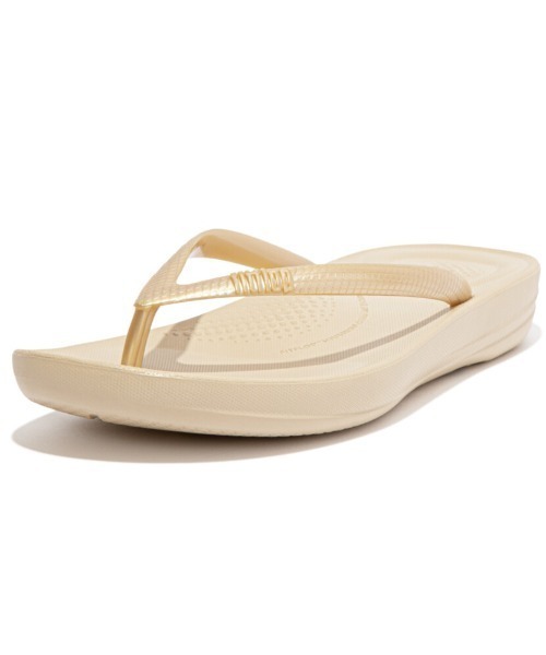 fitflop(フィットフロップ)の「iQushion ERGONOMIC FLIP-FLOPS / エルゴノミック フリップフロップス(サンダル・レディース・ゴールド/ブラック/シルバー/ブロンズ/ベージュ・US5/US6/US8/US7)」の4枚目の写真