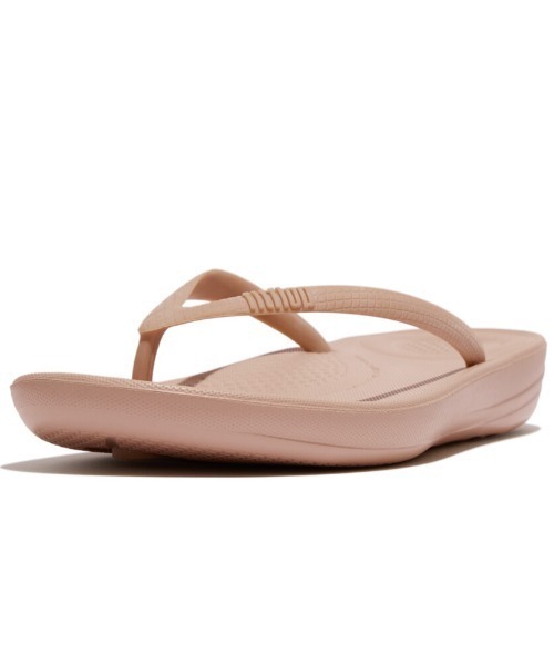 fitflop(フィットフロップ)の「iQushion ERGONOMIC FLIP-FLOPS / エルゴノミック フリップフロップス(サンダル・レディース・ゴールド/ブラック/シルバー/ブロンズ/ベージュ・US5/US6/US8/US7)」の18枚目の写真