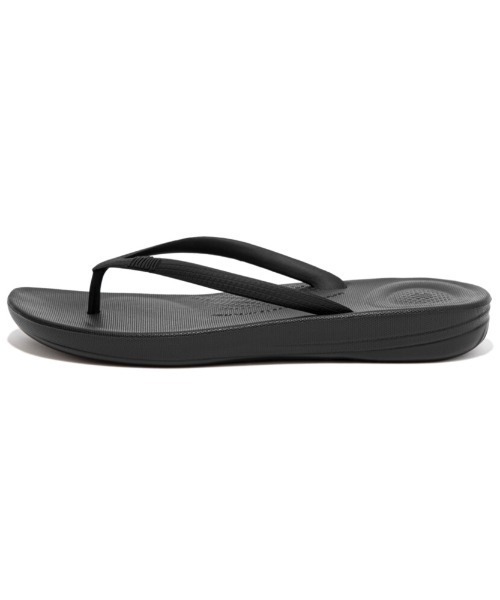 fitflop(フィットフロップ)の「iQushion ERGONOMIC FLIP-FLOPS / エルゴノミック フリップフロップス(サンダル・レディース・ゴールド/ブラック/シルバー/ブロンズ/ベージュ・US5/US6/US8/US7)」の7枚目の写真