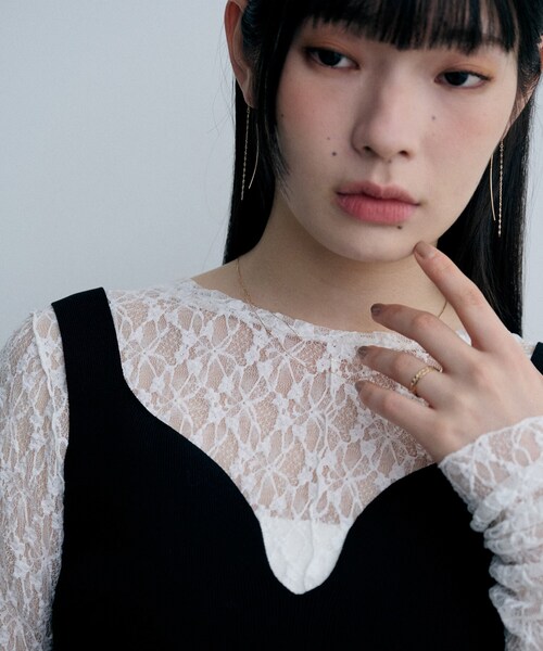 COCOSHNIK ONKITSCH(ココシュニックオンキッチュ)の「K10アーチバー モーグルチェーンピアス(ピアス(両耳用)・レディース・イエローゴールド・00)」の7枚目の写真