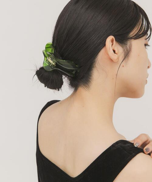 KBF（ケイビーエフ）の「ラウンドバンスクリップ（バレッタ/ヘアクリップ・レディース・グリーン/ブラウン・ONE）」の3枚目の写真