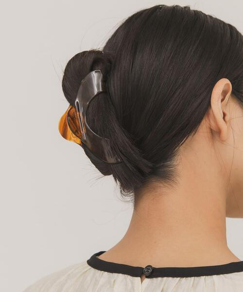 KBF（ケイビーエフ）の「ラウンドバンスクリップ（バレッタ/ヘアクリップ・レディース・グリーン/ブラウン・ONE）」の12枚目の写真