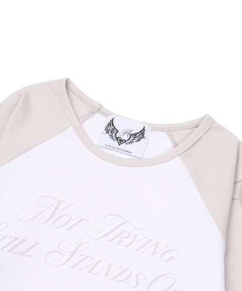 GILAARCHIVE(ギラアーカイブ)の「TWO TONE RAGLAN LONG SLEEVE_IVORY(Tシャツ/カットソー・レディース・その他・FREE)」の6枚目の写真