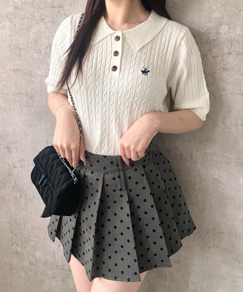 Mejoul（メジュール）の「【26年春夏新作】【BEVERLY HILLS POLO CLUB】ワンポイント刺繍 半袖ケーブルサマーニット ポロシャツ（ポロシャツ・レディース・コーラル/チャコール/アイボリー・F）」の4枚目の写真