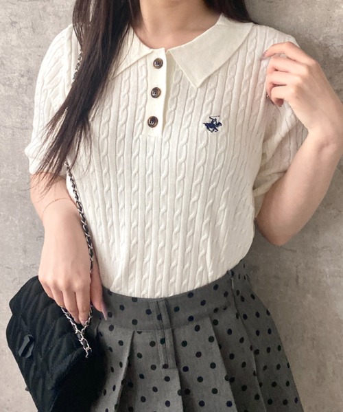 Mejoul（メジュール）の「【26年春夏新作】【BEVERLY HILLS POLO CLUB】ワンポイント刺繍 半袖ケーブルサマーニット ポロシャツ（ポロシャツ・レディース・コーラル/チャコール/アイボリー・F）」の5枚目の写真