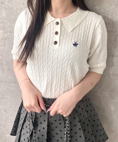 Mejoul（メジュール）の「【26年春夏新作】【BEVERLY HILLS POLO CLUB】ワンポイント刺繍 半袖ケーブルサマーニット ポロシャツ（ポロシャツ・レディース・コーラル/チャコール/アイボリー・F）」の6枚目の写真