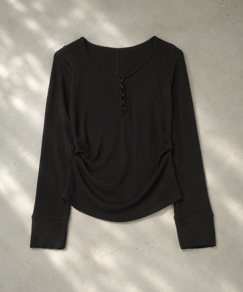LAULEN(ローレン)の「front hook side tuck tops /フロントホックサイドタックトップス(Tシャツ/カットソー・レディース・イエロー/ブラック/グレー・FREE)」の1枚目の写真