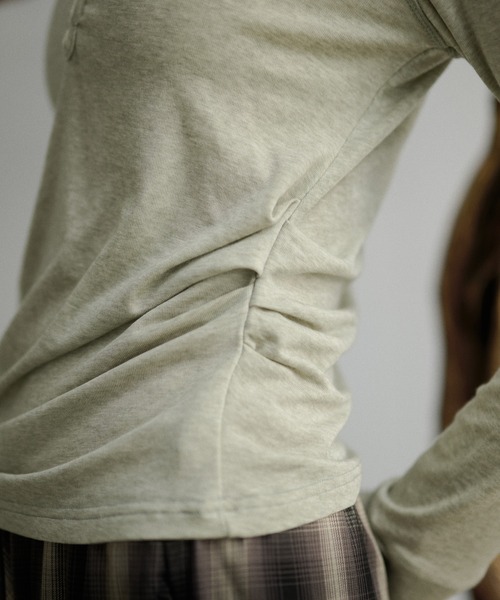 LAULEN(ローレン)の「front hook side tuck tops /フロントホックサイドタックトップス(Tシャツ/カットソー・レディース・イエロー/ブラック/グレー・FREE)」の20枚目の写真
