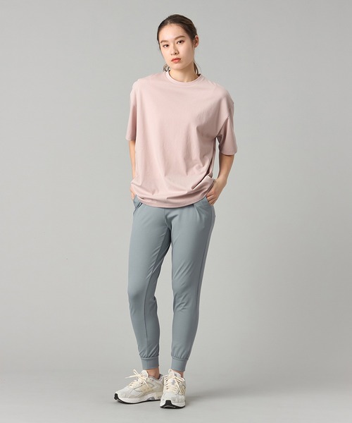 Chacott（チャコット）の「HandosomeCottonオーバーTシャツ（Tシャツ/カットソー・レディース・ホワイト/ブラック/スモークピンク・M）」の14枚目の写真