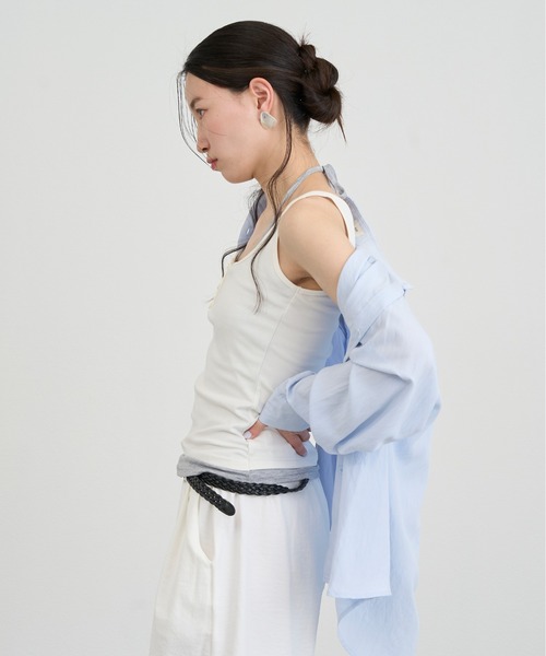 NUJOH(ヌゾ)の「Layered Strap Slim Tank Top / レイヤードストラップスリムタンクトップ(タンクトップ・レディース・ピンク/ライトブルー/アイボリー/グレー・FREE)」の10枚目の写真