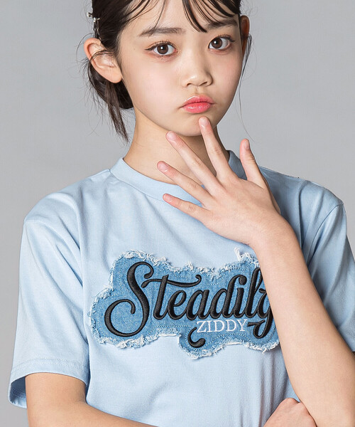 ZIDDY(ジディ)の「【 ニコ☆プチ 】デニムワッペン ロゴTシャツ(130~160cm)(Tシャツ/カットソー・キッズ・ブルー/ブラック・140cm/150cm/130cm/FREE)」の10枚目の写真