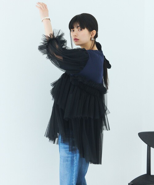 Firsthand(ファーストハンド)の「VIVIANO × Firsthand/ヴィヴィアーノ 別注 Volume Tulle T-shirt / ボリューム チュール Tシャツ(Tシャツ/カットソー・レディース・ブラック/ネイビー・FREE)」の15枚目の写真