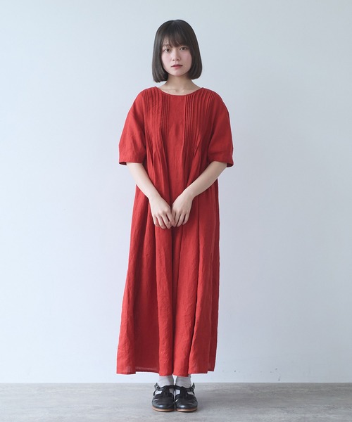 bulle de savon(ビュルデサボン)の「△40/リネン pin tuck ワンピース(ワンピース・レディース・レッド/ブラック・FREE)」の5枚目の写真