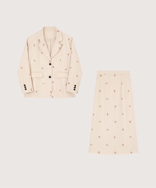LA POMME petit(ラポミ・プチ)の「Butterfly Embroidery Jacket Set Up(セットアップ・レディース・アイボリー・LARGE/MEDIUM/SMALL)」の1枚目の写真