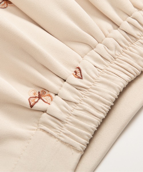 LA POMME petit(ラポミ・プチ)の「Butterfly Embroidery Jacket Set Up(セットアップ・レディース・アイボリー・LARGE/MEDIUM/SMALL)」の7枚目の写真