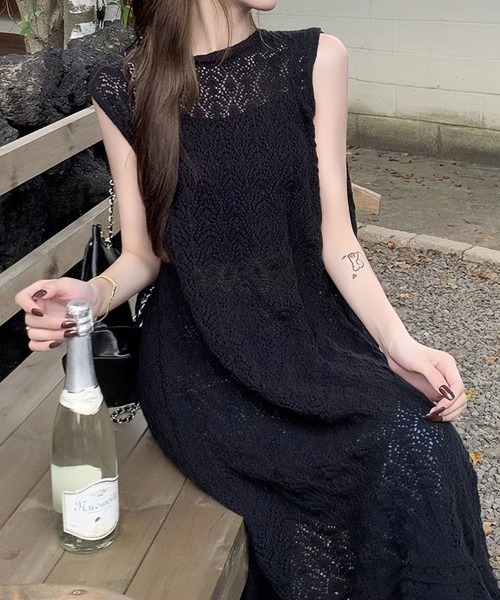 mielu(ミエル)の「レース編みロングワンピース(ワンピース・レディース・ブラック/アイボリー・LARGE/MEDIUM)」の10枚目の写真