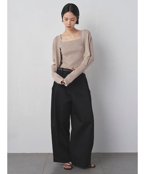 MIESROHE(ミースロエ)の「ハイクオリティECOチノパンツ(その他パンツ・レディース・ベージュ/ブラック・1/0)」の2枚目の写真