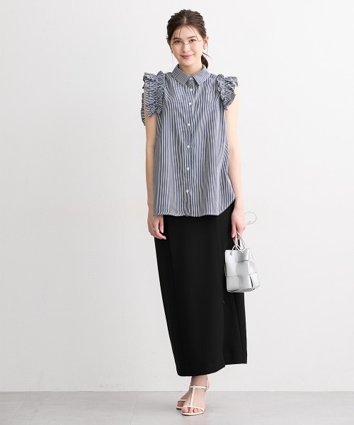 slattgir(スラットジール)の「高身長 ストライプ柄ショルダーフリルシャツ(トールサイズ)(シャツ/ブラウス・レディース・ネイビー/サックスブルー・TM/TL/TLL/T3L/T4L/T5L)」の6枚目の写真