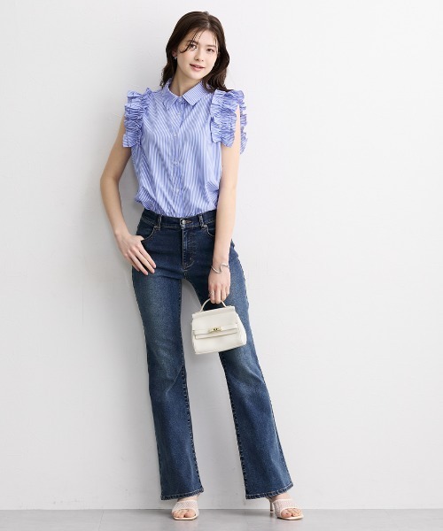slattgir(スラットジール)の「高身長 ストライプ柄ショルダーフリルシャツ(トールサイズ)(シャツ/ブラウス・レディース・ネイビー/サックスブルー・TM/TL/TLL/T3L/T4L/T5L)」の11枚目の写真