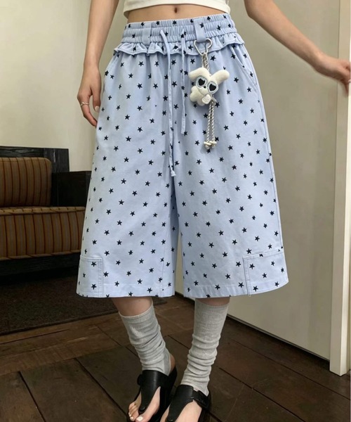 Sibra(シブラ)の「スター柄ドロストワイドクロップドパンツ(その他パンツ・レディース・ホワイト/ネイビー/ブルー・M)」の3枚目の写真
