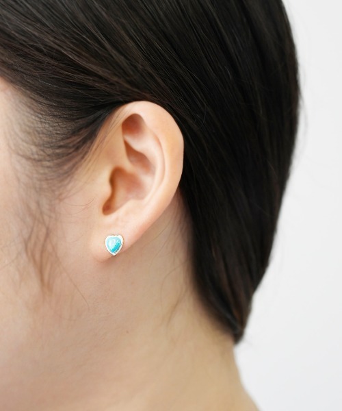 sowi(ソーイ)の「SV925+K10YG Talat Turquoise Heart 片耳ピアス(ピアス(片耳用)・レディース・シルバー・フリ-)」の2枚目の写真