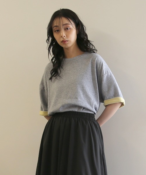 No one knows(ノーワンノーズ)の「ZOZO限定 半袖 バイカラー配色 袖ロールアップ プルオーバー(Tシャツ/カットソー・レディース・杢グレー/チャコール・FREE)」の4枚目の写真