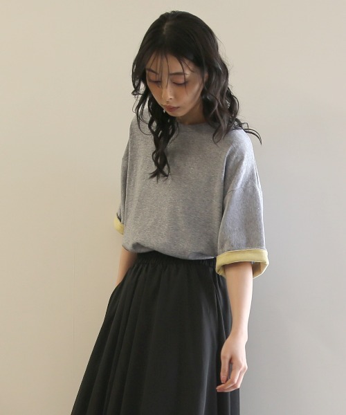 No one knows(ノーワンノーズ)の「ZOZO限定 半袖 バイカラー配色 袖ロールアップ プルオーバー(Tシャツ/カットソー・レディース・杢グレー/チャコール・FREE)」の5枚目の写真