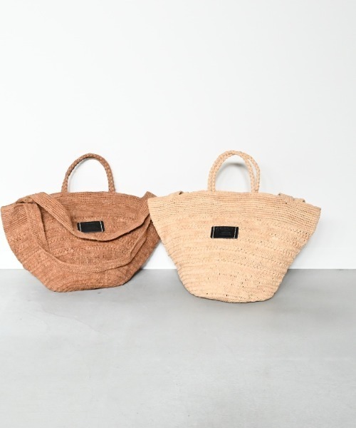 CLEDRAN(クレドラン)の「【手編み 天然ラフィア】CL3951 HAND&WORK RAFFIA 2WAY BAG(かごバッグ・レディース・ダークベージュ/ナチュラル・FREE)」の1枚目の写真