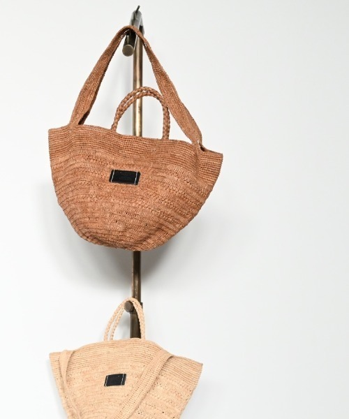 CLEDRAN(クレドラン)の「【手編み 天然ラフィア】CL3951 HAND&WORK RAFFIA 2WAY BAG(かごバッグ・レディース・ダークベージュ/ナチュラル・FREE)」の2枚目の写真