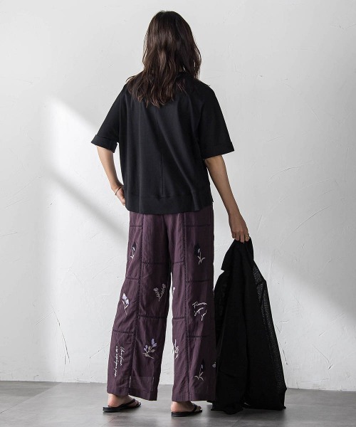 MAYSON GREY(メイソングレイ)の「【40周年限定】パッチワーク刺繍イージーワイドパンツ(その他パンツ・レディース・アイボリー/パープル系その他・M)」の12枚目の写真