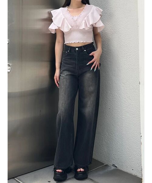 EMODA(エモダ)の「【SNSで話題!/WEB限定カラーあり】バックリボンルーズジーンズ(デニムパンツ・レディース・ライトブルー/インディゴブルー/ブラック・X-SMALL/MEDIUM/SMALL)」の13枚目の写真