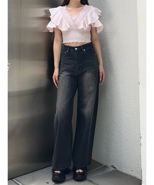 EMODA(エモダ)の「【SNSで話題!/WEB限定カラーあり】バックリボンルーズジーンズ(デニムパンツ・レディース・ライトブルー/インディゴブルー/ブラック・X-SMALL/MEDIUM/SMALL)」の12枚目の写真