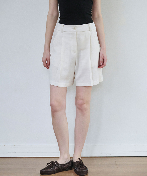 MALOUPE(マロップ)の「2213 リネンブレンドワンタックハーフパンツ(ベージュ)(その他パンツ・レディース・ベージュ・26/28/30)」の5枚目の写真