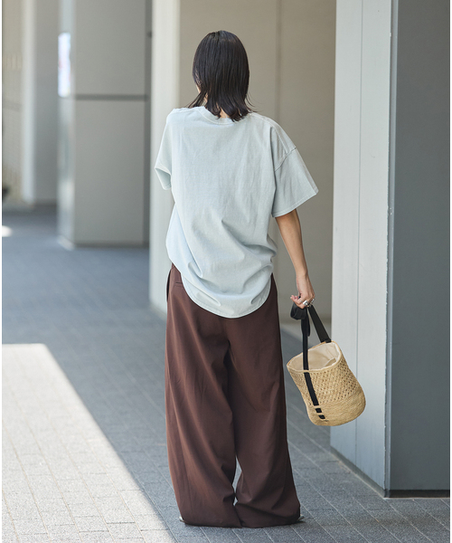 JOURNAL STANDARD(ジャーナルスタンダード)の「《追加3》ラウンドヘムピグメントT(Tシャツ/カットソー・レディース・サックスブルー/チョコ/ホワイト系その他/ベージュ・FREE)」の14枚目の写真