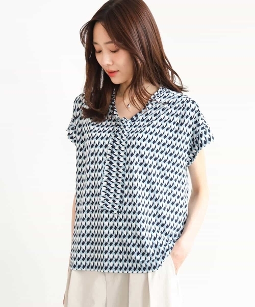 MK MICHEL KLEIN（エムケーミッシェルクラン）の「[洗える]タイデザイン幾何柄ジャージーカットソー（Tシャツ/カットソー・レディース・ブルーグリーン/ネイビー・38）」の4枚目の写真