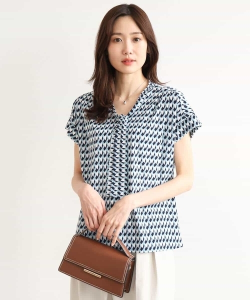 MK MICHEL KLEIN（エムケーミッシェルクラン）の「[洗える]タイデザイン幾何柄ジャージーカットソー（Tシャツ/カットソー・レディース・ブルーグリーン/ネイビー・38）」の5枚目の写真